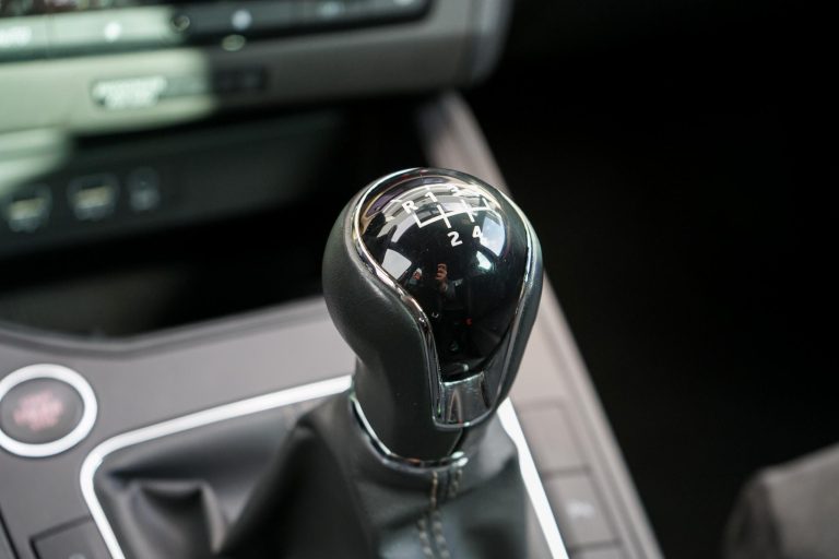 43165877-20.jpg