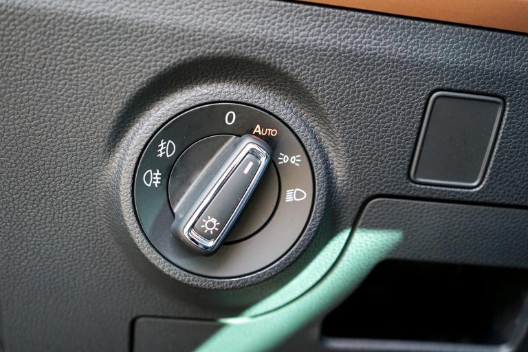 43165877-21.jpg