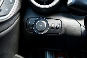 45087696-28.jpg