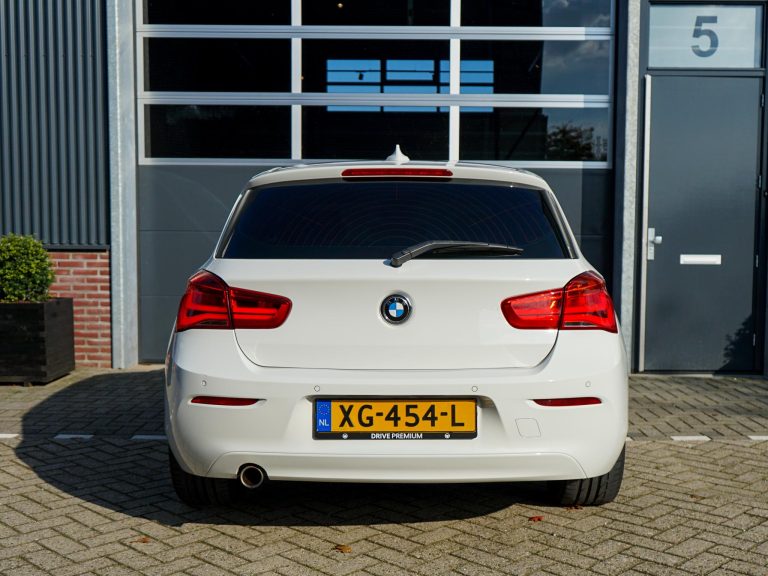 46221112-4.jpg