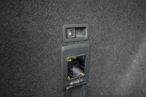 47369831-11.jpg