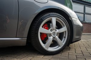 47507857-6.jpg