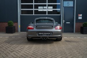 47507857-8.jpg