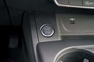 48368731-30.jpg