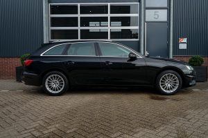 48368731-6.jpg