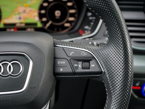 52562902-29.jpg