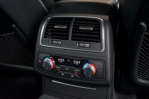 54074979-20.jpg